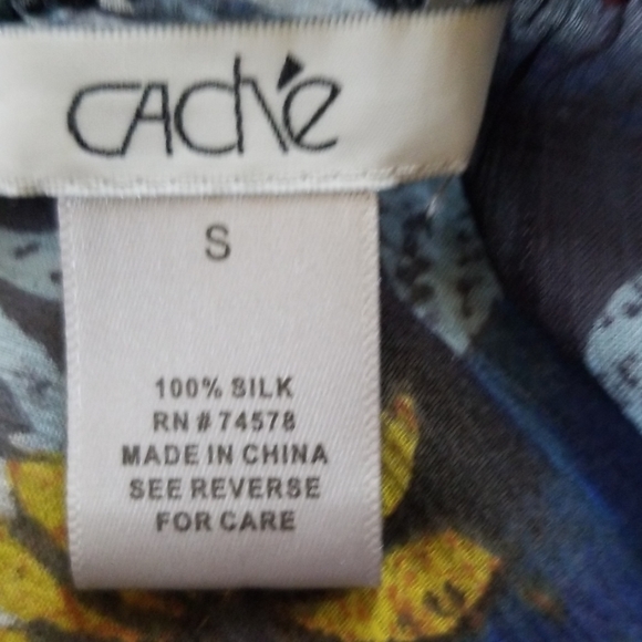 Pretty silk cache' top - Picture 7 of 7